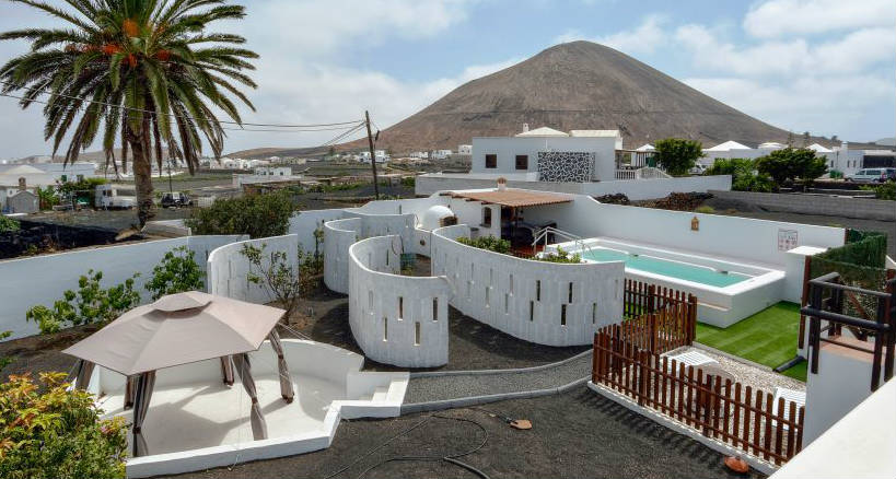 alquilar villa lanzarote