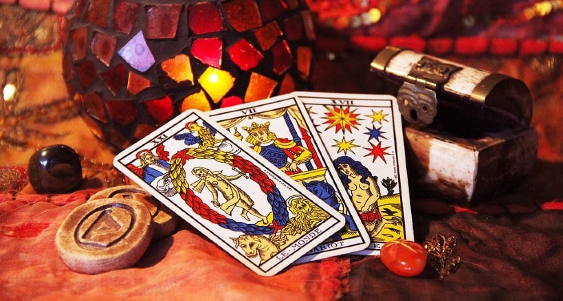 Conoce los detalles de tu futuro con el tarot