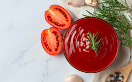 Puré de tomate condimentado